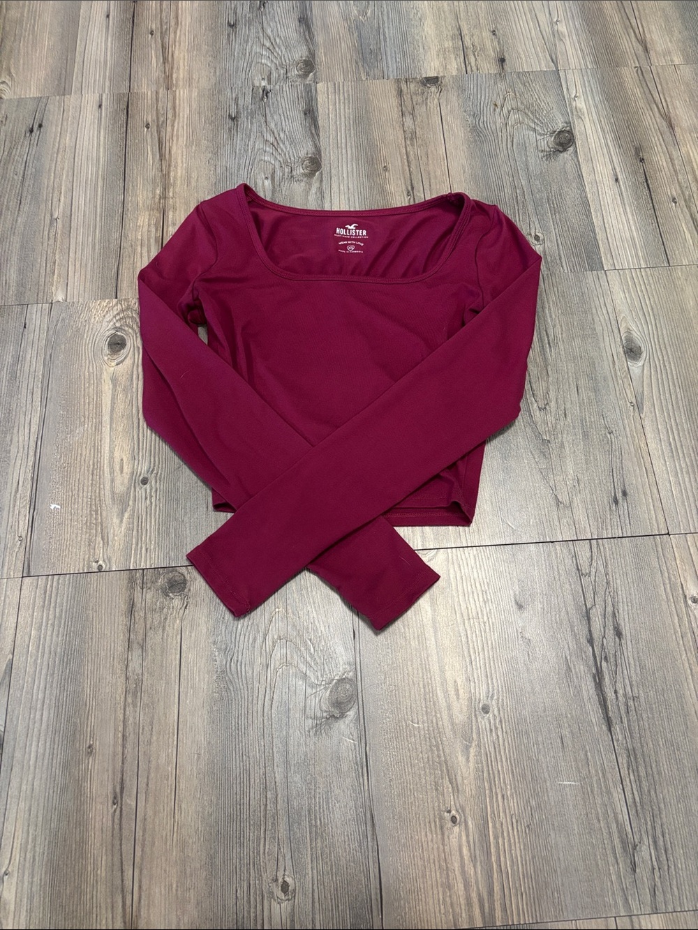 Hollister Women's Long Sleeve Scoop Neck Crop Top - Wine